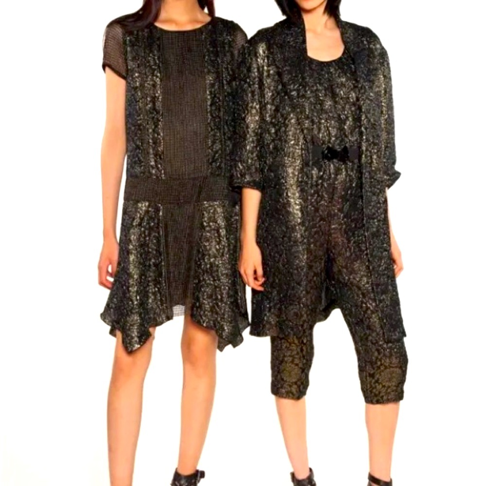Anna Sui Elegant Black and Gold Women's Dress - Size 12